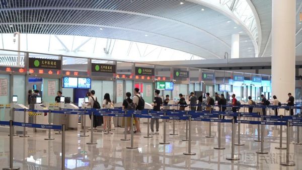 青岛机场2024年暑运期间预计运送旅客超515万人次(图1)