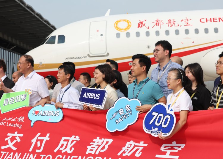 空中客车天津总装第700架A320系列飞机交付(图2)