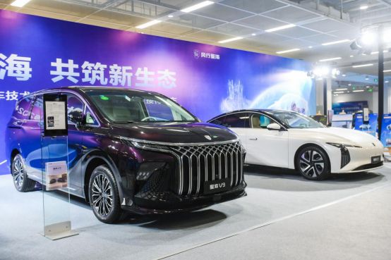 共筑新生态东风风行护航2024汽车技术与装备发展论坛(图2)