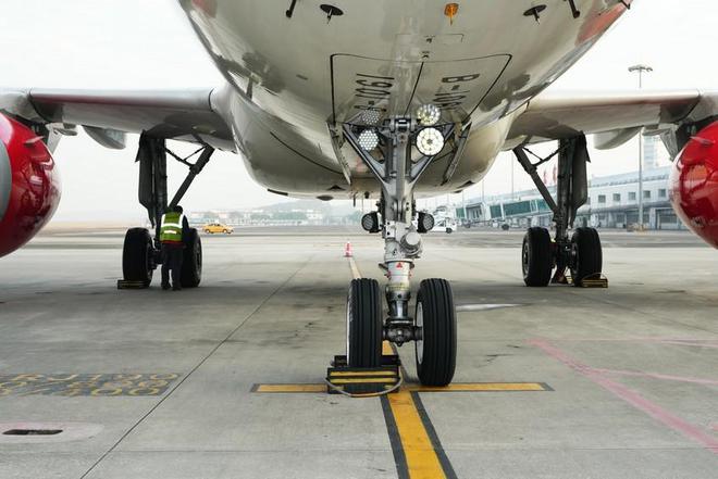 中国中化研制国内首条民航子午胎装配空客A320飞机试飞圆满成功(图4)