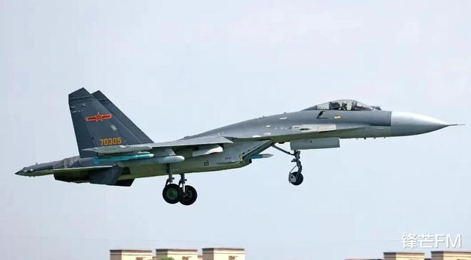 2024中国空军盘点战斗机接近2000架亚洲最强空军名副其实！(图4)