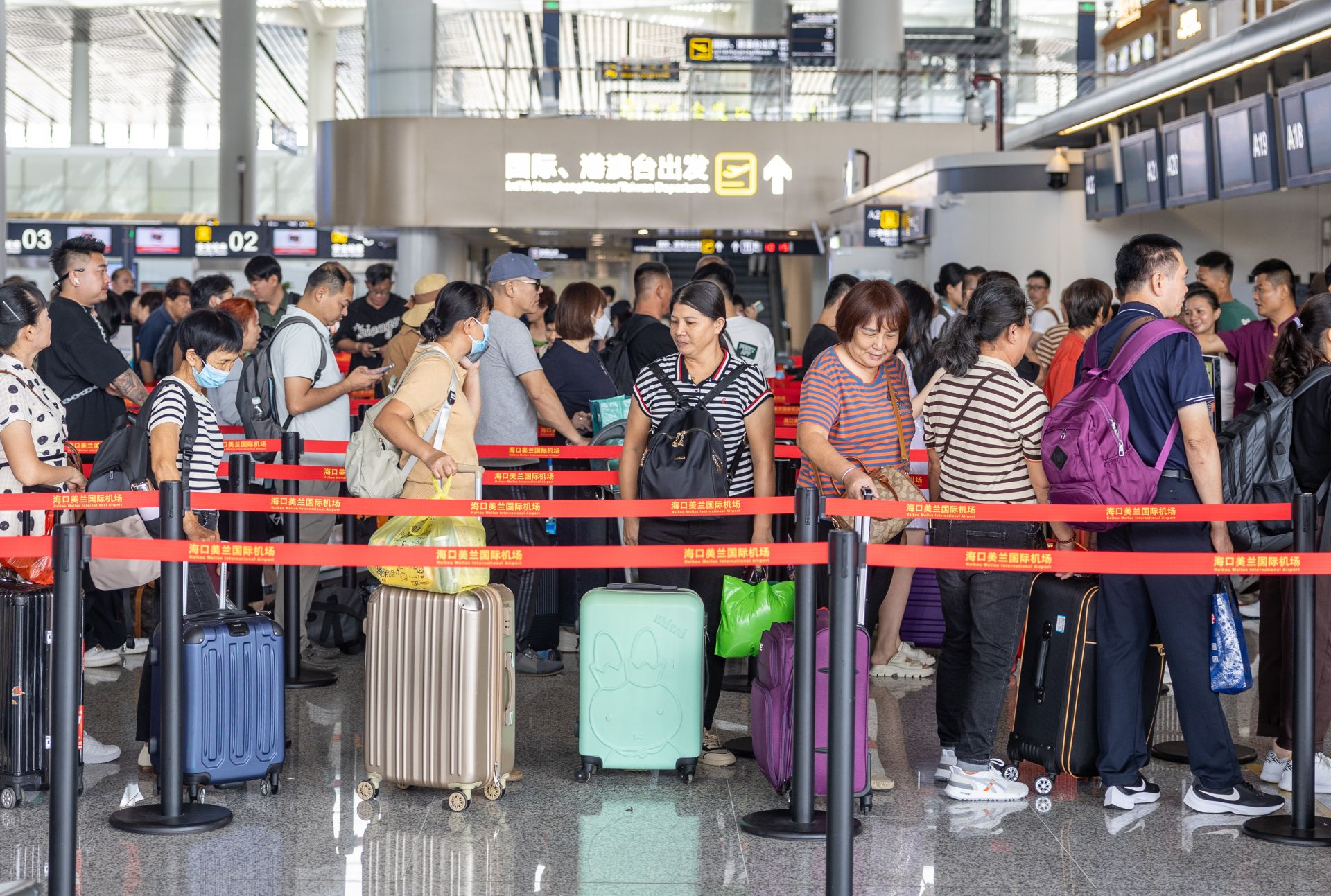 2024年冬春航季开启海口美兰国际机场计划执行航班989万架次(图1)