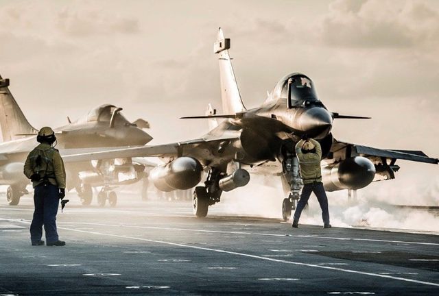 2004—2024空中武器装备的发展和规律欧洲就是在年前掉队的(图1)