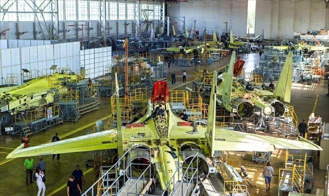 产能稳定：2024年俄军共接收14批苏-57、苏-35、34和0SM2(图2)
