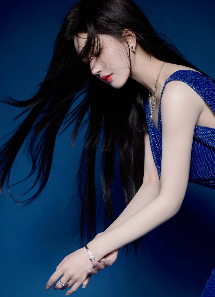 日本乱人伦免费(图1)