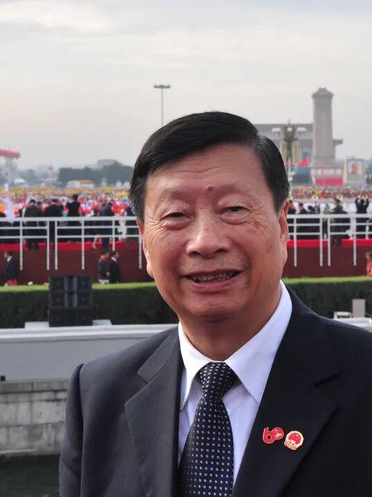 《光明日报》头版头条!人民需要的科学家北航刘大响院士!(图1)