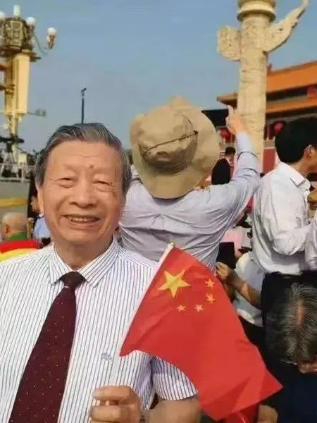 《光明日报》头版头条!人民需要的科学家北航刘大响院士!(图2)