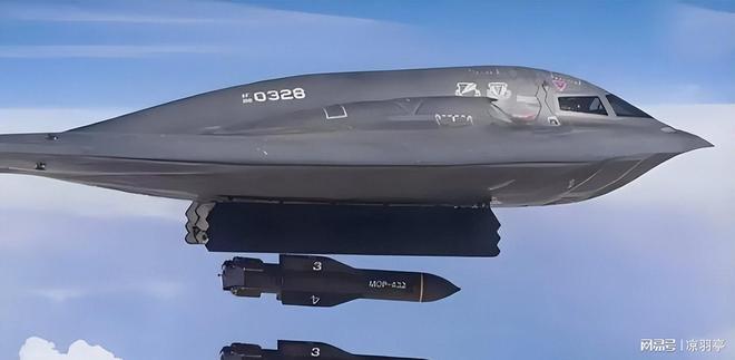 美B-2载弹量227吨俄图-160载弹量45吨中国轰20多少？(图4)