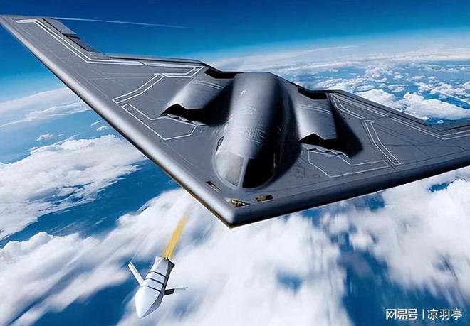 美B-2载弹量227吨俄图-160载弹量45吨中国轰20多少？(图16)