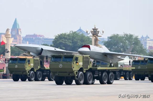 聊聊阅兵中那些尖端的空天武器(图13)