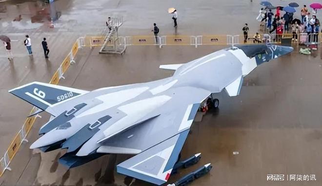 真的南天门计划暴露了？美媒分析中国白帝战机怀疑不是在玩梗(图9)