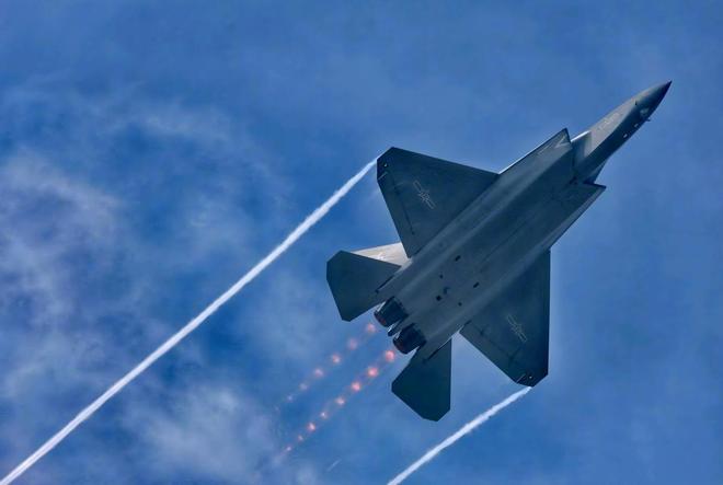 印媒：巴基斯坦总统访问中国航空工业集团歼-35A交易仍在进行？(图16)