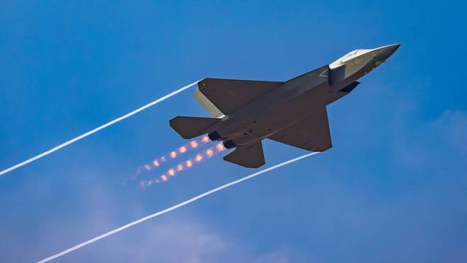 印媒：巴基斯坦总统访问中国航空工业集团歼-35A交易仍在进行？(图17)