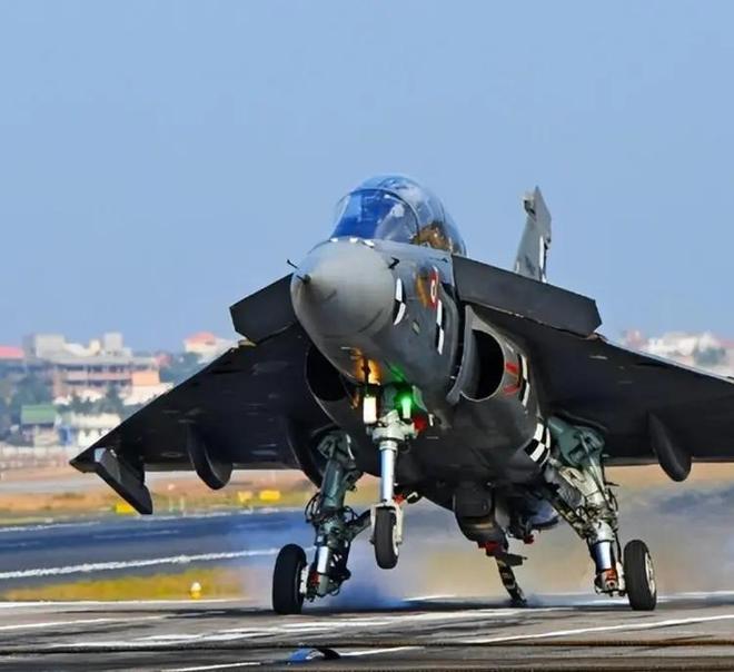 曾扬言五代机碾压歼20的印度如今却传来噩耗百亿研发打了水漂(图11)