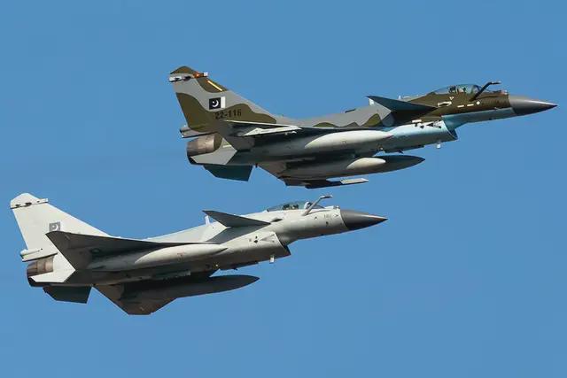 突然到来的惊喜？孟加拉国表示要22亿美元购买20架歼-10CE？(图5)