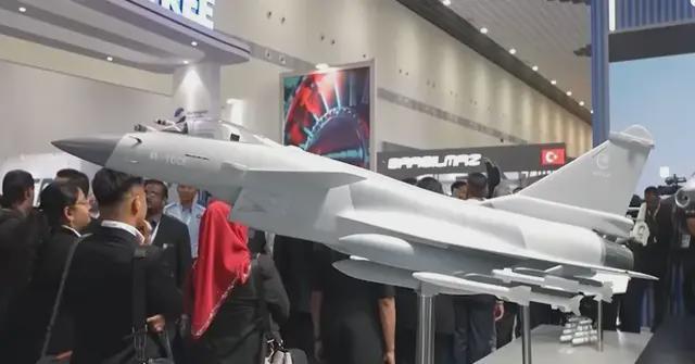 突然到来的惊喜？孟加拉国表示要22亿美元购买20架歼-10CE？(图10)