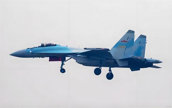 中国太聪明了：趁着俄罗斯武器滞销一口气订购20架大飞机(图3)