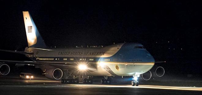 空军一号到底多先进?被誉为打不下的飞机安全配置很高(图19)