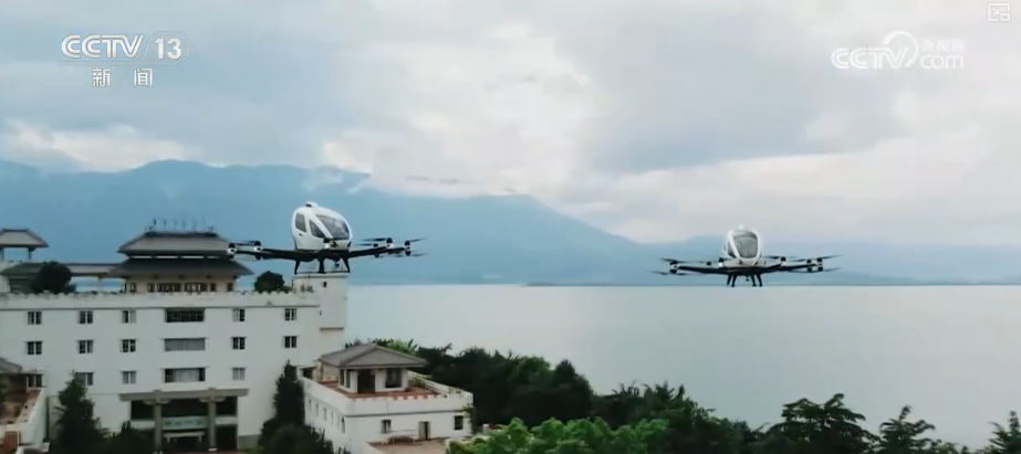 多轮驱动发力15万亿元!低空经济增长强劲向“规模化落地”跨越(图1)