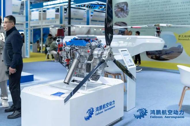 鸿鹏航空在亚洲通航展签约不停！(图3)