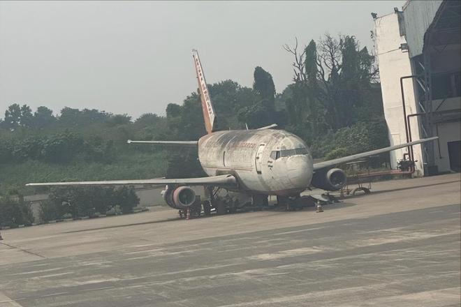 离谱！印航一架波音737“离奇消失”13年竟在机场角落被找到了(图1)