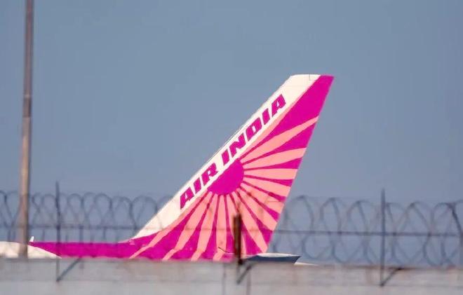 离谱！印航一架波音737“离奇消失”13年竟在机场角落被找到了(图6)