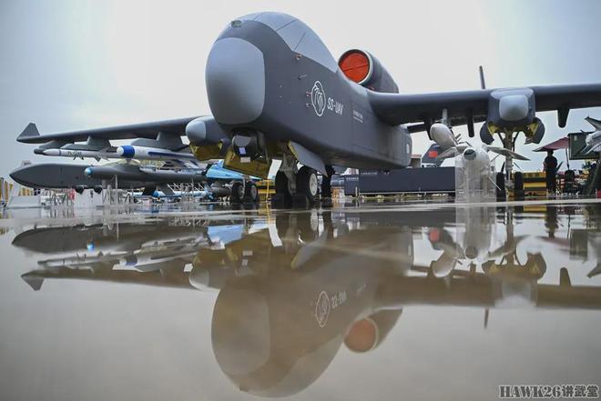 海外谈中国：“九天”重型喷气式无人机首飞将成为“蜂群母舰”(图13)