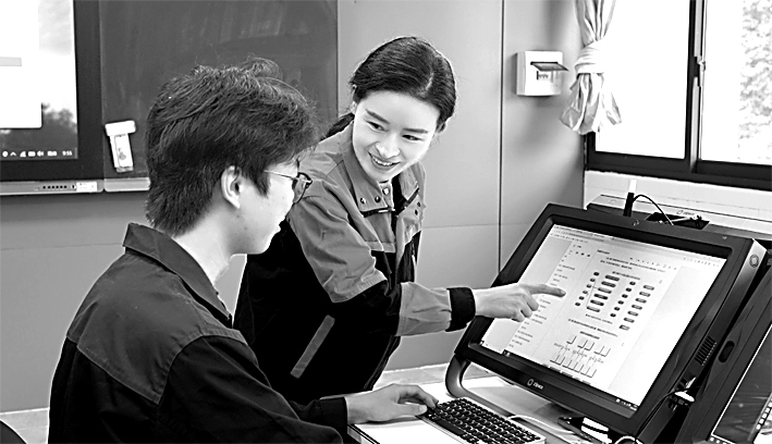 破解“看得见、做不好”难题——高技能人才培养让产业前沿与教育课堂“握手”(图2)