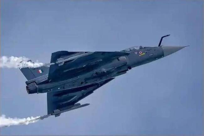 如何看待印度空军今年已摔三架飞机光辉战机信任危机(图3)