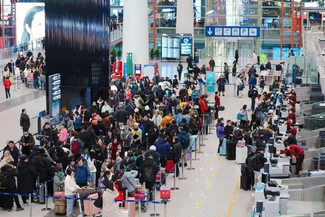 2025年机场观察：“显微镜”里读数据“望远镜”中见发展(图3)